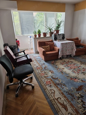 PROPRIETAR, Vând apartament cu 4 camere decomandat  - imagine 4