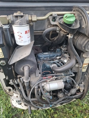 vând miniexcavator Bobcat 320G - imagine 3