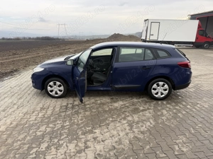 Vând Renault Megan III an 2012 - imagine 4
