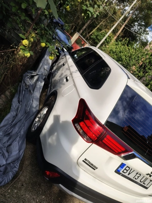 Mitsubishi Outlander 3 Intense 4WD   2016   Unic proprietar   79.000 km   Euro 6  - imagine 5