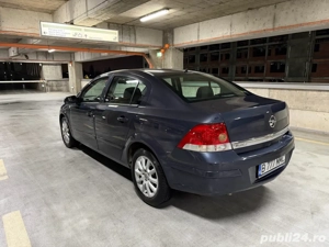 Opel Astra H Sedan  1.6 16V  115 CP  Benzină  2009  Euro 4  176.000 KM - imagine 3