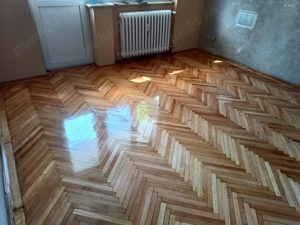 Parchetari. Reconditionat parchet vec umflat