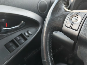 Toyota RAV4  - imagine 9