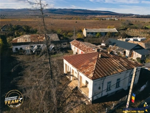 FILM! Casa boieresca autentica,domeniu de 4.000 mp intravilan,in podgoriile Odobesti,Vrancea - imagine 6