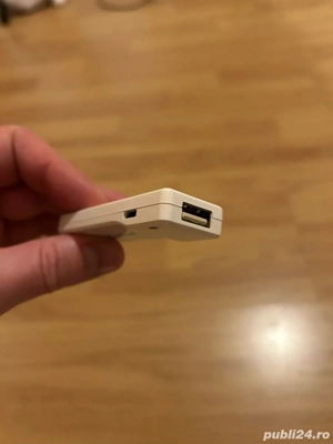 Mira Screen EZcast cu cablu