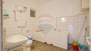 COMISION 0 Casă cu potențial excelent, teren 446 mp, Strada Fanionului - imagine 19