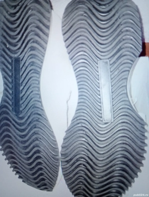 Adidași sport pentru 