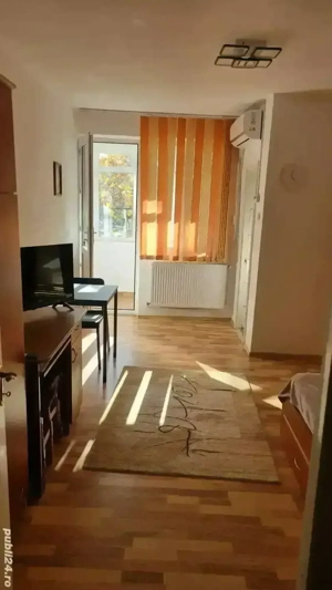 Garsoniera de inchiriat