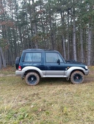 Vând 4x4 Hyundai Galoper