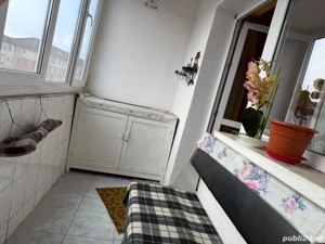 apartament doua camere etaj 3 - imagine 3