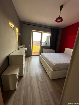 Apartament 3 camere de vanzare
