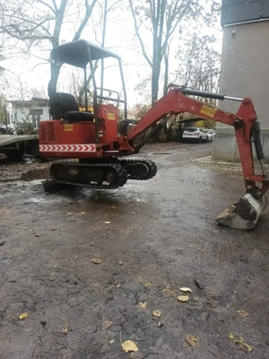 Miniexcavator Hinowa
