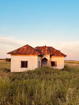 Teren si Casa de vanzare