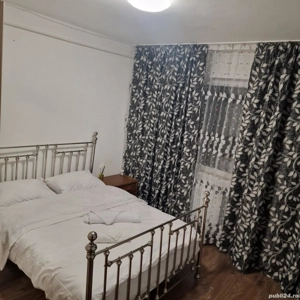 Ofer spre închiriere 2 camere, la doar 1,5km Preț de LUNI PÂNĂ JOI 400LEI SI DE VINERI PÂNĂ duminică - imagine 3