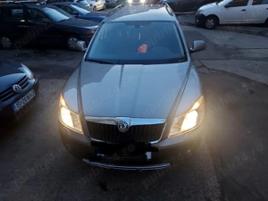 Skoda Octavia Scout - persoana fizica  - imagine 4