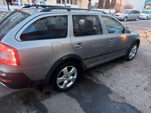 Skoda Octavia Scout - persoana fizica  - imagine 6