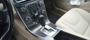 Vanzare autoturism  Volvo S60, excelent puternic si bine intretinut - imagine 7