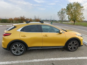 Kia XCeed 1.4 T-GDI 7DCT Style+ - imagine 9