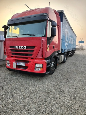 Ansamblu Iveco stralis + semiremorca schmitz