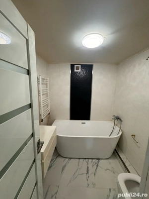 apartament 3 cameree de vanzare 