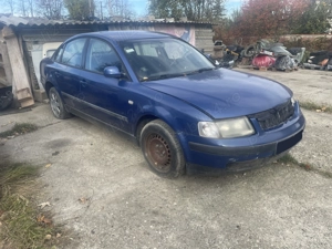 Dezmembrez Volkswagen Passat B5 1.6 101CP ARM an 2000