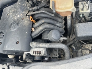 Dezmembrez Volkswagen Passat B5 1.6 101CP ARM an 2000 - imagine 3