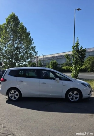 opel zafira 2013
