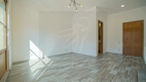 Spatiu comercial de închiriat str Lunga 