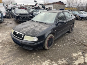 Dezmembrez Skoda Octavia 1 Tour 1.4 55kW 60CP BCA an 2005