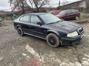 Dezmembrez Skoda Octavia 1 Tour 1.4 55kW 60CP BCA an 2005 - imagine 5