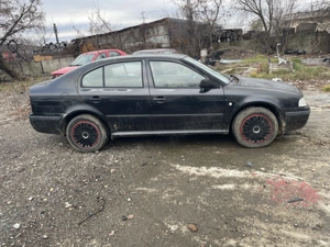 Dezmembrez Skoda Octavia 1 Tour 1.4 55kW 60CP BCA an 2005 - imagine 8