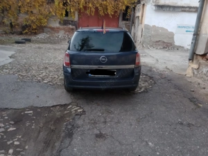 Opel Astra H 2008  - imagine 2