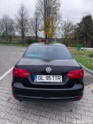 Volkswagen Jetta 1.6 TDI - imagine 5