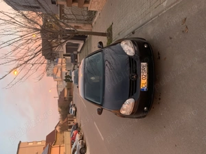 Vând golf 5 1.6 Benzină 2000   - imagine 3