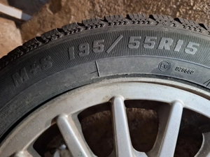 Vand cauciucuri iarna + jenti