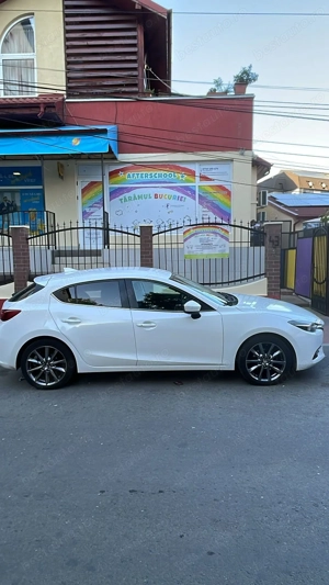 Mazda 3 2.0 G120 Takumi - imagine 3