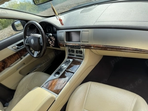 Jaguar XF  - imagine 5