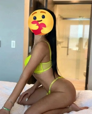 Bruneta nouă la tine în oraș!!!!