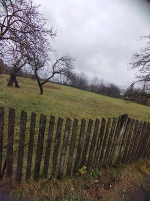 Vând teren circa 3700 mp