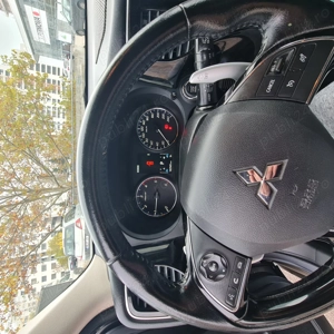 Vand MitshubishiOutlander 2015 Instyle+,fulloptions,subwoofer,7 locuri - imagine 6