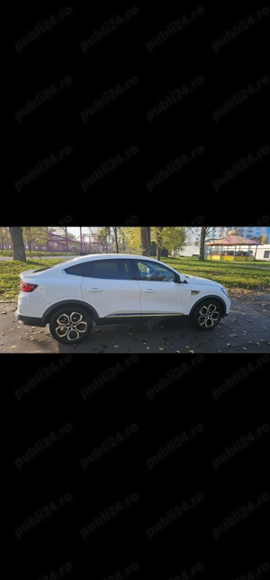 Vand Renault Arkana, full hybrid, garantie pana in luna august 2028 - imagine 4
