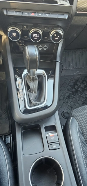 Vand Renault Arkana, full hybrid, garantie pana in luna august 2028 - imagine 8