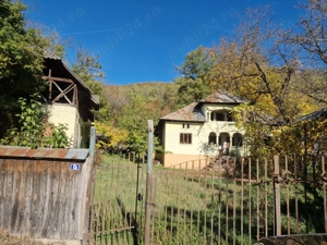 Vand casa si teren in Gheboieni, Dambovita
