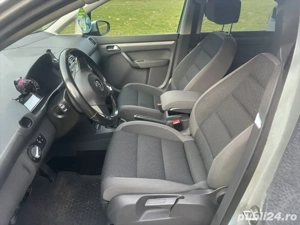 Volkswagen Touran - imagine 3