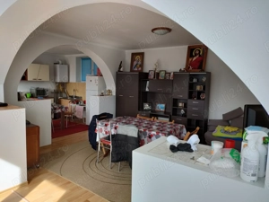 Vand casa la tara - imagine 3