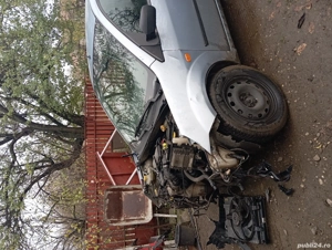 vand sau dezmembrez ford fiesta 1.4 tdci 2004 - imagine 2