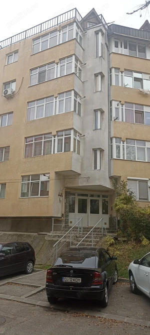 Garsoniera de închiriat în regim hotelier pentru vizitatorii TIRGULUI DE CRACIUN din Craiova