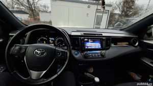 Toyota RAV4 2017 4x4 2.5 benzina Hybrid - imagine 6
