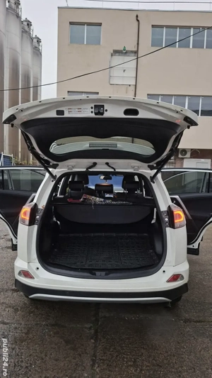 Toyota RAV4 2017 4x4 2.5 benzina Hybrid - imagine 4