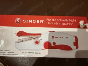 Mini masina de cusut portabila, Singer - imagine 2